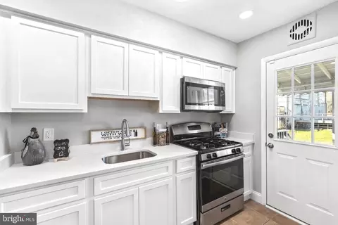 Kitchen - 2130 Koko Ln, Baltimore, MD 21216 photo 1 of 3