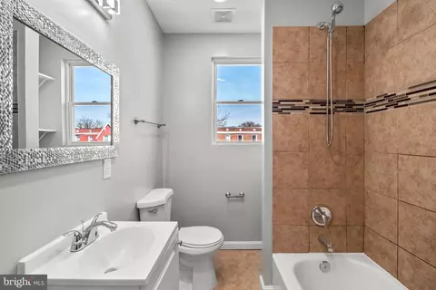 Bath - 3013 W Garrison Ave, Baltimore, MD 21215 photo 1 of 3