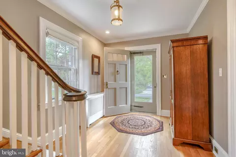 Entry Way - 406 Northway, Baltimore, MD 21218 photo 1 of 10