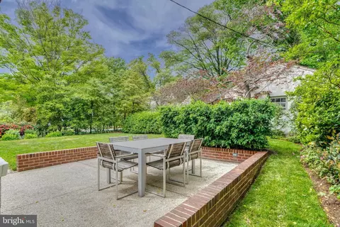 Exterior - 406 Northway, Baltimore, MD 21218 photo 8 of 11