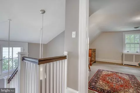 Entry Way - 406 Northway, Baltimore, MD 21218 photo 9 of 10