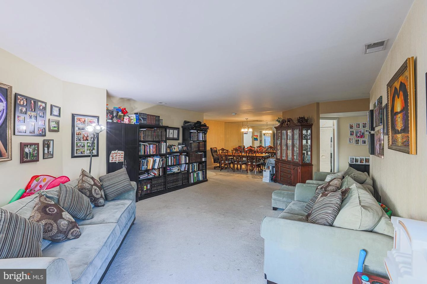 Living - 3041 Fallstaff Rd #307D, Baltimore, MD 21209 photo 4 of 4