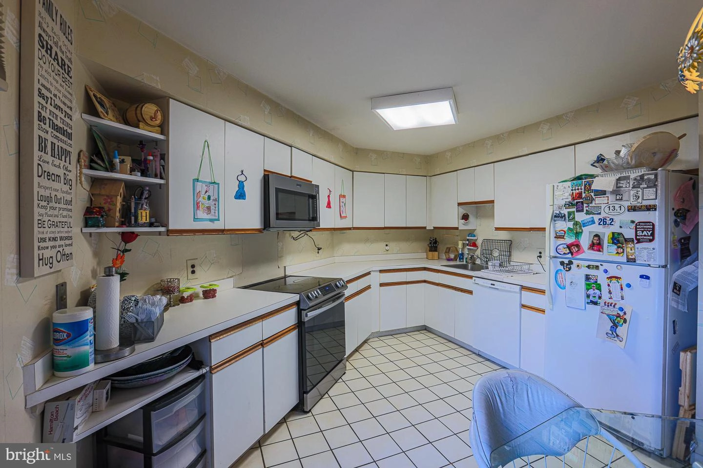 Kitchen - 3041 Fallstaff Rd #307D, Baltimore, MD 21209 photo 3 of 5