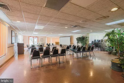 Dining - 3041 Fallstaff Rd #307D, Baltimore, MD 21209 photo 4 of 4