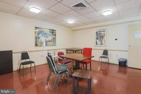 Dining - 3041 Fallstaff Rd #307D, Baltimore, MD 21209 photo 3 of 4