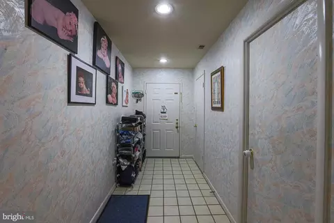 Entry Way - 3041 Fallstaff Rd #307D, Baltimore, MD 21209 photo 1 of 1