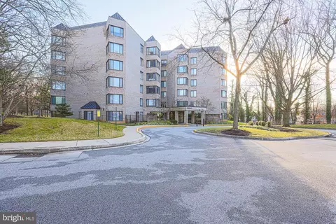 Exterior - 3041 Fallstaff Rd #307D, Baltimore, MD 21209 photo 2 of 4