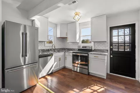 Kitchen - 2701 Beechland Ave, Baltimore, MD 21214 photo 1 of 6