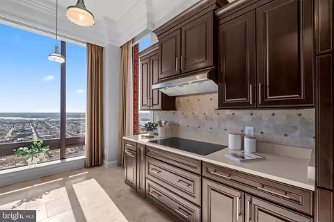 Kitchen - 10 E Lee St #2804, Baltimore, MD 21202 photo 5 of 10