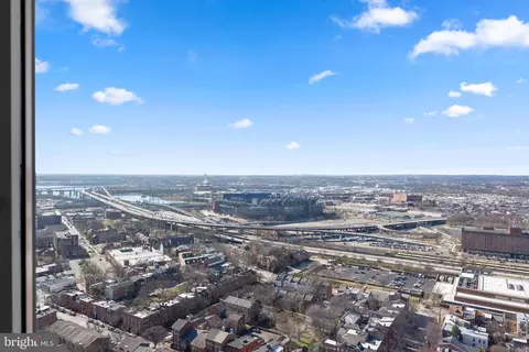 View/Area - 10 E Lee St #2804, Baltimore, MD 21202 photo 6 of 15