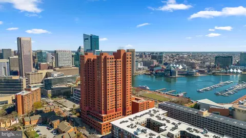 View/Area - 10 E Lee St #2804, Baltimore, MD 21202 photo 1 of 15