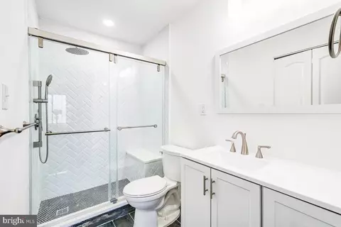 Bath - 6300 Red Cedar Pl #301, Baltimore, MD 21209 photo 2 of 2
