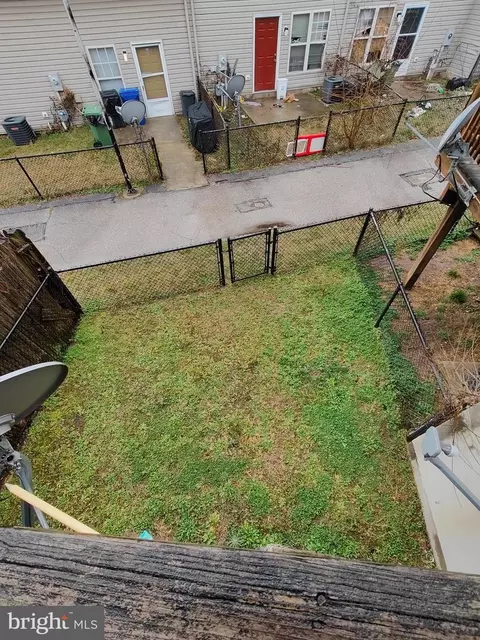 772 Dr Benjamin Quarles Pl, Baltimore, MD 21201 photo 2