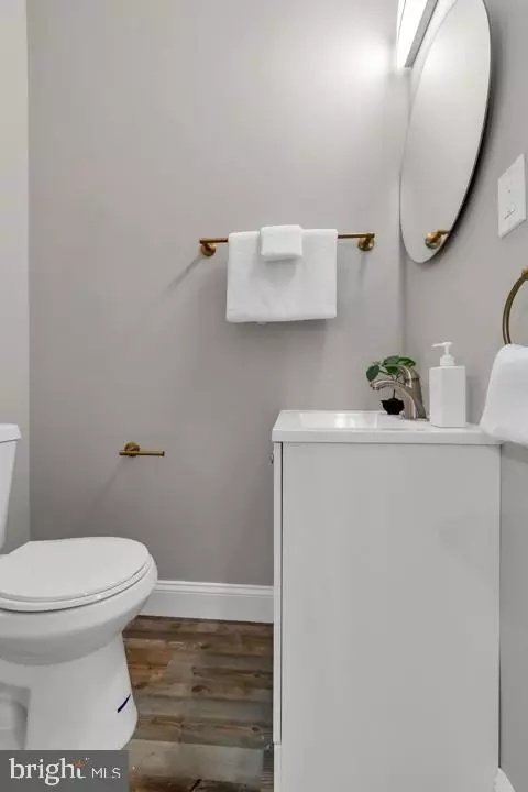 Bath - 1935 E Lafayette Ave, Baltimore, MD 21213 photo 1 of 5