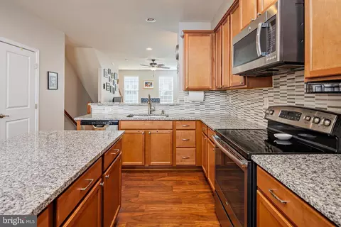 Kitchen - 714 S Macon St, Baltimore, MD 21224 photo 6 of 7