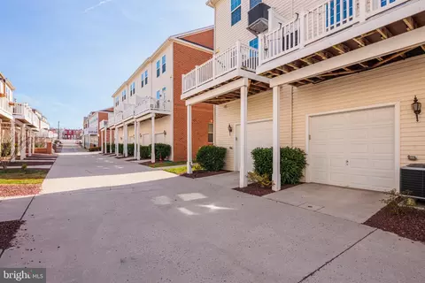Exterior - 714 S Macon St, Baltimore, MD 21224 photo 5 of 6