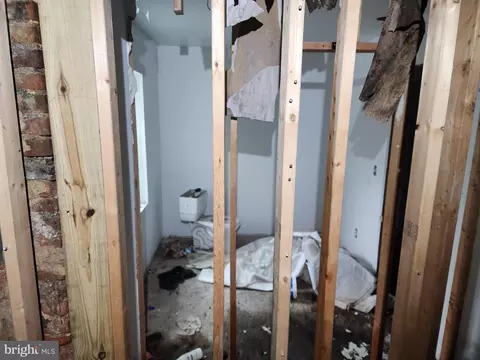 627 Pitcher St, Baltimore, MD 21217 photo 10
