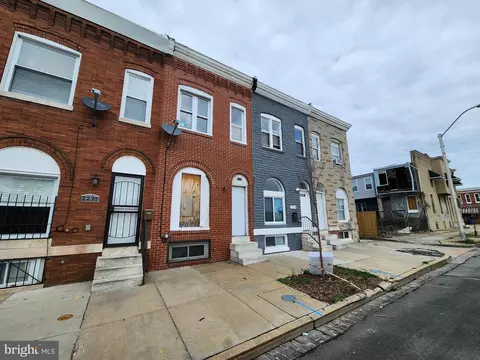 2232 E Oliver St, Baltimore, MD 21213 photo 3