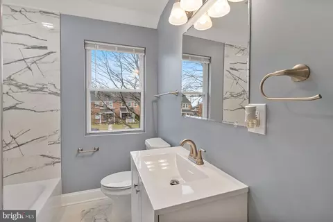 Bath - 1218 Meridene Dr, Baltimore, MD 21239 photo 3 of 3