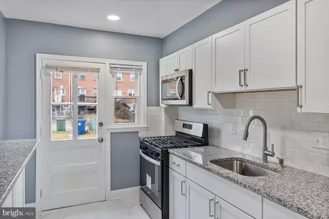 Kitchen - 1218 Meridene Dr, Baltimore, MD 21239 photo 3 of 5