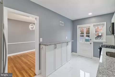 Bedroom - 1218 Meridene Dr, Baltimore, MD 21239 photo 1 of 3