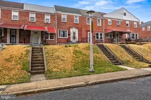 Exterior - 4522 Mountview Rd, Baltimore, MD 21229 photo 2 of 3