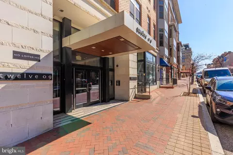 1209 N Charles St #412, Baltimore, MD 21201