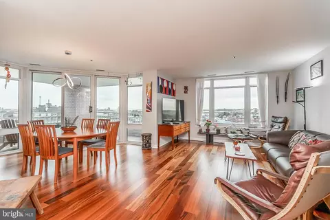 100 Harborview Dr #1002, Baltimore, MD 21230