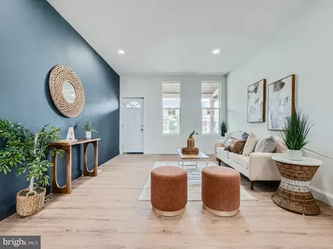 Living - 2807 Erdman Ave, Baltimore, MD 21213 photo 3 of 5