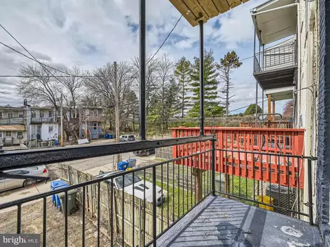 Exterior - 2807 Erdman Ave, Baltimore, MD 21213 photo 4 of 4