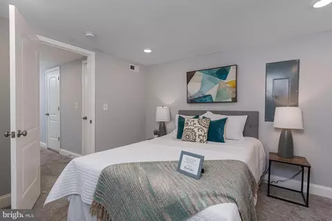 Bedroom - 521 W 27th St, Baltimore, MD 21211 photo 1 of 5