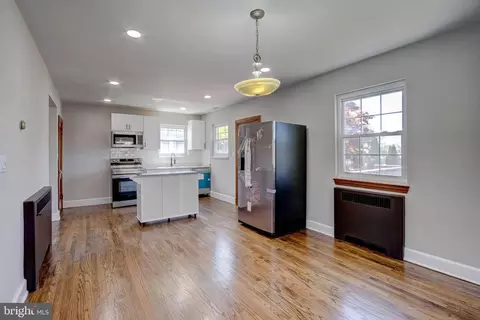 Kitchen - 4000 Third St, Baltimore Highlands, MD 21225 photo 1 of 4