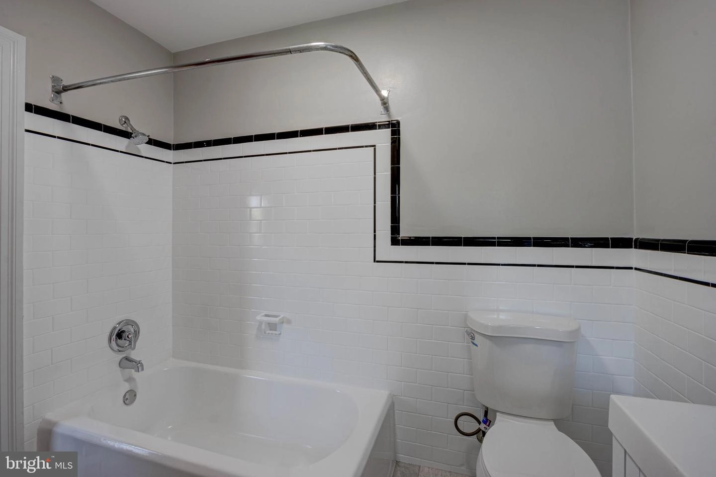 Bath - 4000 Third St, Baltimore Highlands, MD 21225 photo 4 of 4