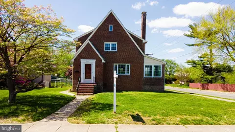 Exterior - 4000 Third St, Baltimore Highlands, MD 21225 photo 2 of 15