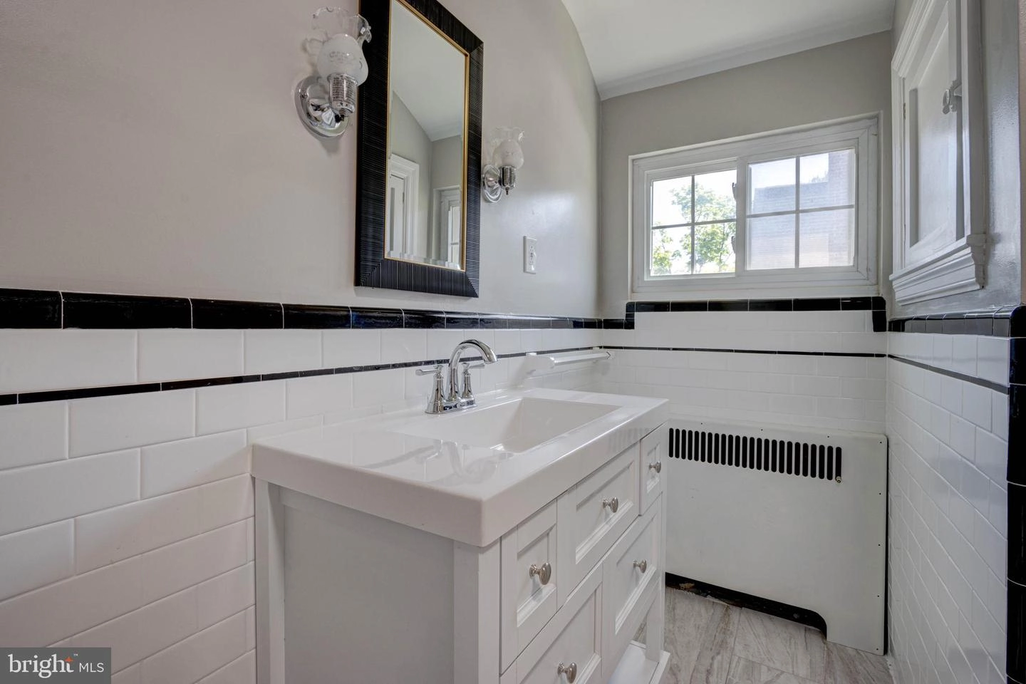 Bath - 4000 Third St, Baltimore Highlands, MD 21225 photo 3 of 4