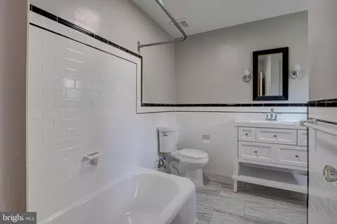 Bath - 4000 Third St, Baltimore Highlands, MD 21225 photo 2 of 4