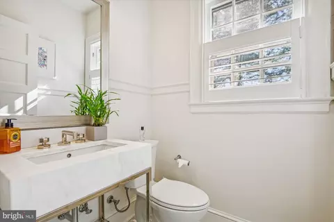Bath - 30 Whitfield Rd, Baltimore, MD 21210 photo 1 of 6