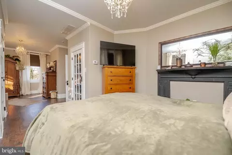 Bedroom - 3900 Chesley Ave, Baltimore, MD 21206 photo 2 of 2