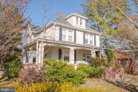 Exterior - 3900 Chesley Ave, Baltimore, MD 21206 photo 3 of 7