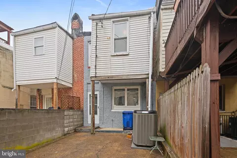 Exterior - 2807 Eastern Ave, Baltimore, MD 21224 photo 6 of 8