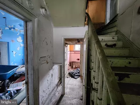 Entry Way - 2601 Frederick Ave, Baltimore, MD 21223 photo 1 of 1