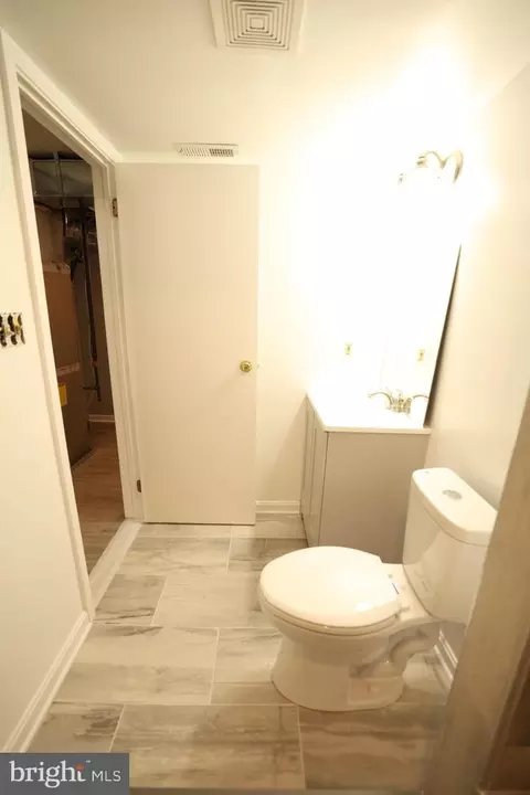 3905 Primrose Ave, Baltimore, MD 21215 photo 8