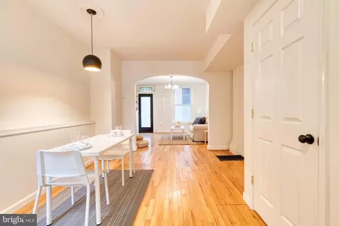 Dining - 318 S Durham St, Baltimore, MD 21231 photo 2 of 2