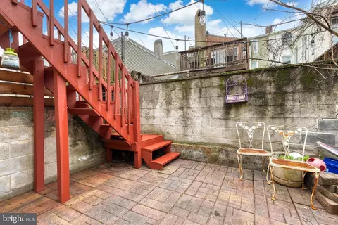 Exterior - 318 S Durham St, Baltimore, MD 21231 photo 2 of 3