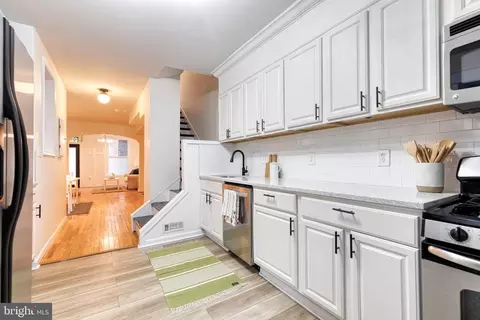 Kitchen - 318 S Durham St, Baltimore, MD 21231 photo 5 of 5