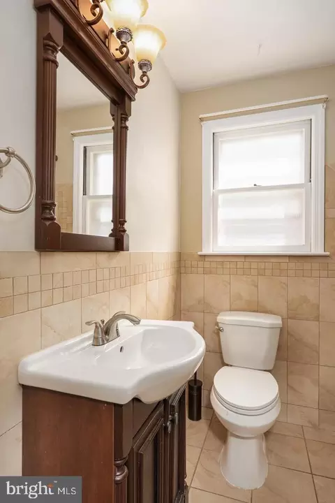 Bath - 6712 Duluth Ave, Baltimore, MD 21222 photo 1 of 4