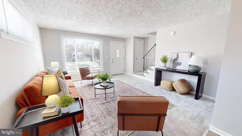Living - 5922 Theodore Ave, Baltimore, MD 21214 photo 2 of 4