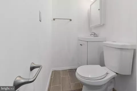 Bath - 3814 W Garrison Ave, Baltimore, MD 21215 photo 1 of 5