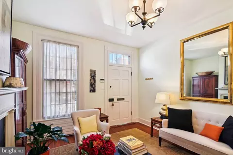 Entry Way - 105 E Montgomery St, Baltimore, MD 21230 photo 1 of 5