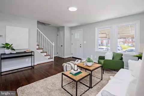 Living - 3538 Elmora Ave, Baltimore, MD 21213 photo 5 of 5